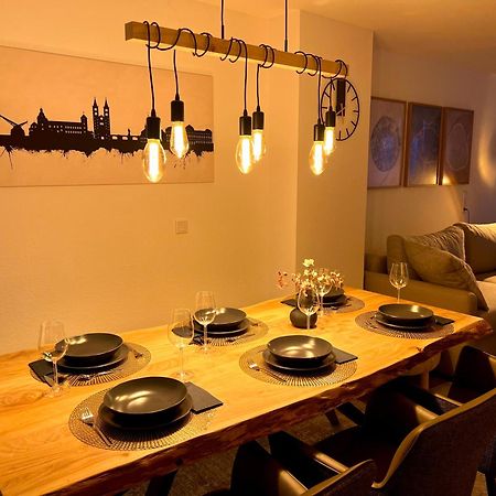 Appartamento Main Cozy Casa Am Ringpark Free Parking Würzburg Esterno foto