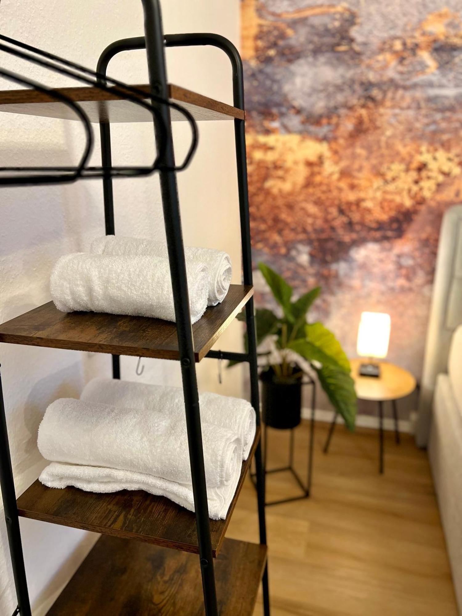 Appartamento Main Cozy Casa Am Ringpark Free Parking Würzburg Esterno foto