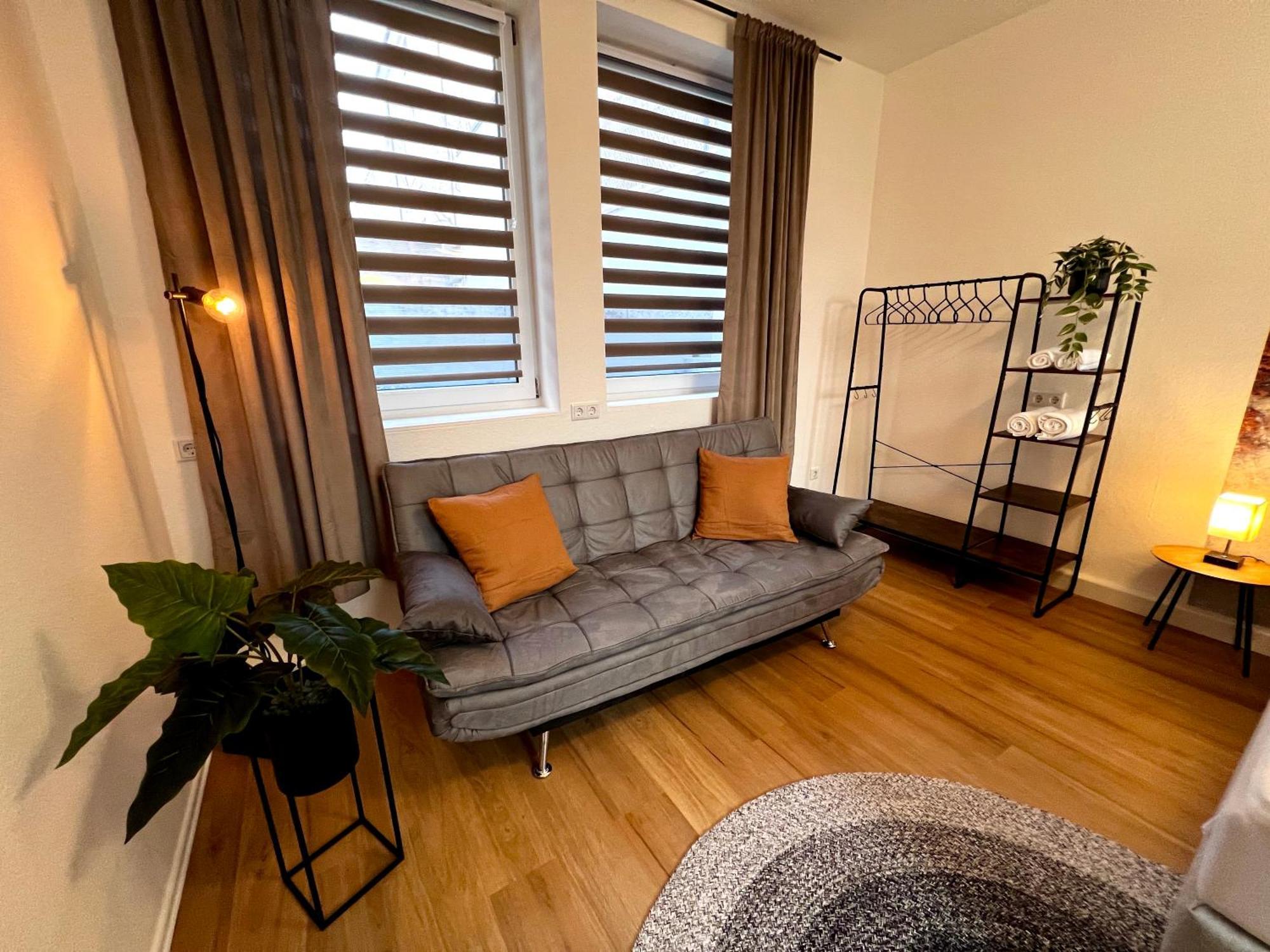 Appartamento Main Cozy Casa Am Ringpark Free Parking Würzburg Esterno foto
